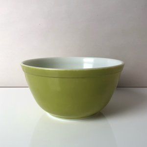 Pyrex Verde 402 Mixing Bowl 1.5 qt
